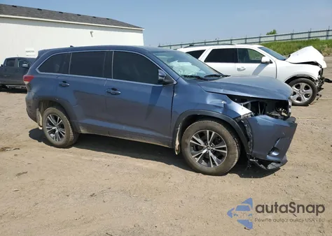 2018 Toyota Highlander Le из США, поврежденный, VIN 5TDBZRFH0JS814535